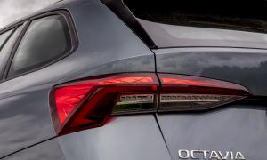 Skoda Octavia Estate 2020 года  (UK)
